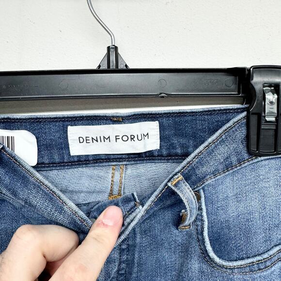 Aritzia Denim Forum Women The Lola High Rise Skinny Jeans Medium Wash Size 28 - Picture 3 of 6
